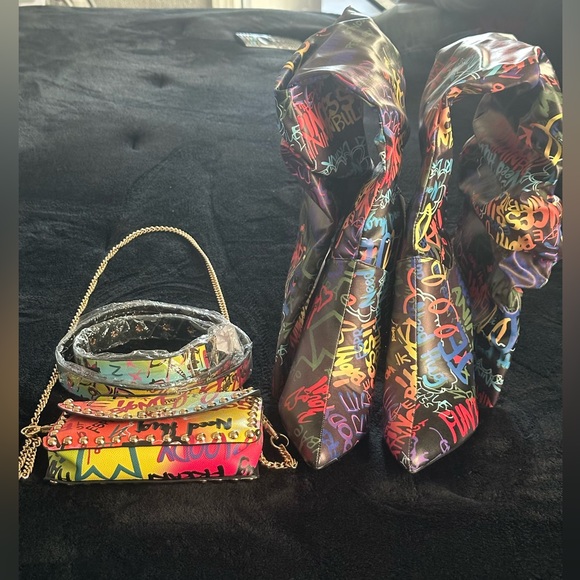 New Graffiti style Boot Bag and Belt set - Picture 2 of 5